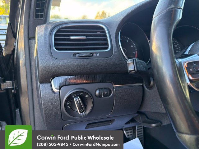 Used 2014 Volkswagen GTI Driver's Edition FWD image 13