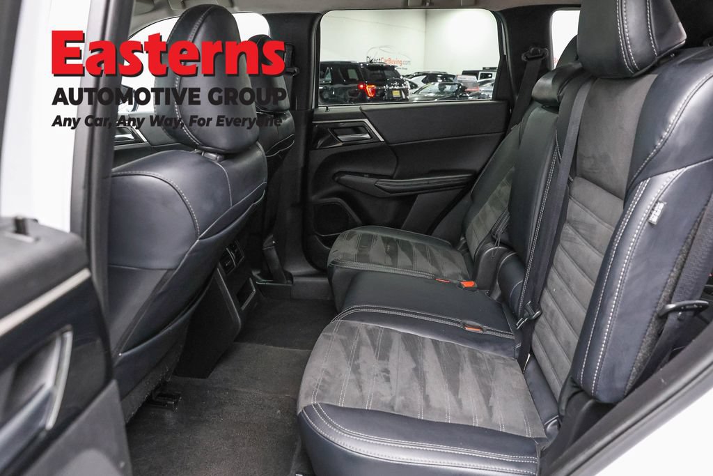 Used 2024 Mitsubishi Outlander SE AWD/4WD image 22