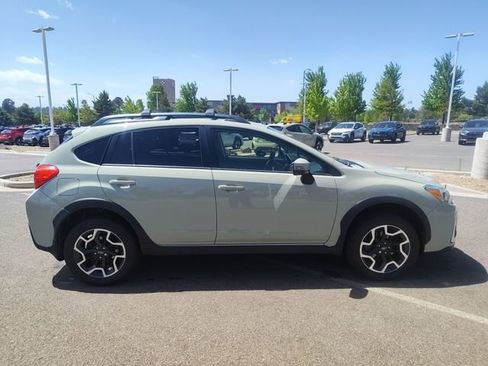 Used 2016 Subaru Crosstrek 2.0i Limited AWD/4WD image 2