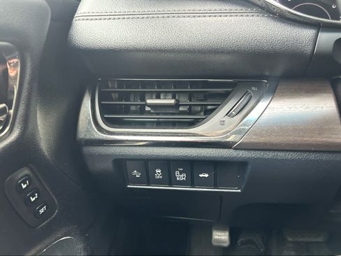 Used 2017 Toyota Avalon XLE Premium w/ Protection Package image 7