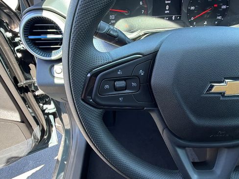 New 2026 Chevrolet Trax LS w/ LS Convenience Package FWD image 19