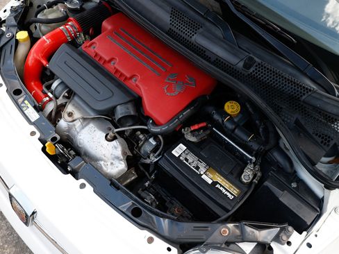 Used 2015 FIAT 500 Abarth FWD image 42