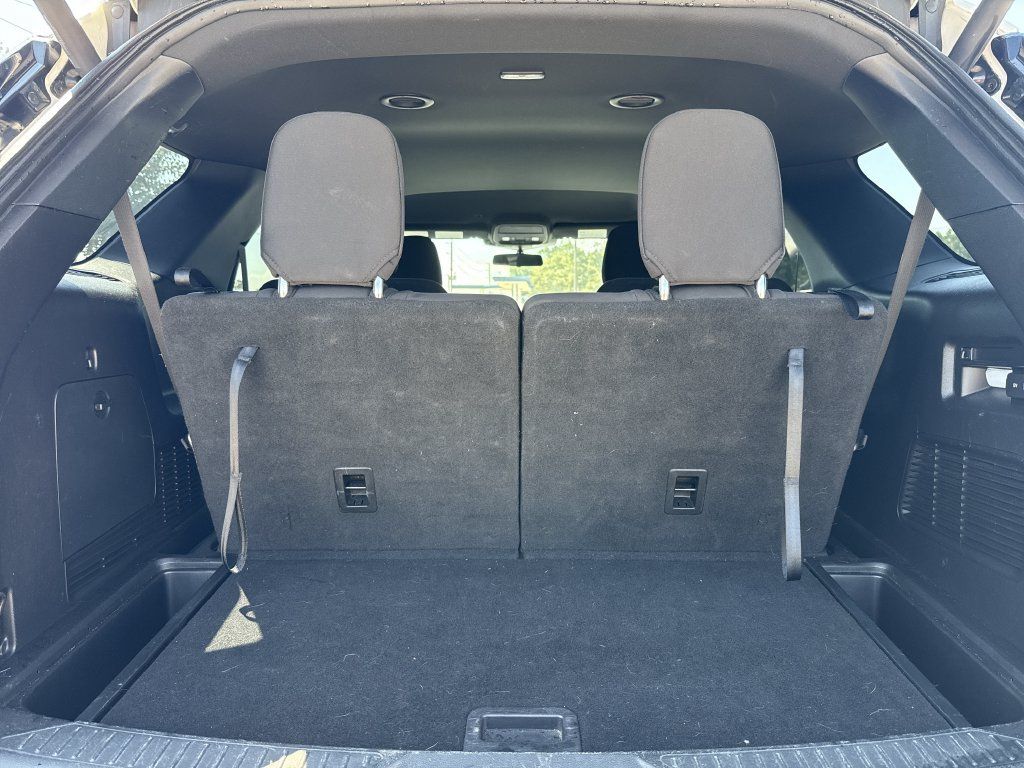 Used 2020 Ford Explorer XLT RWD image 26