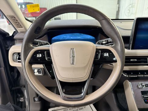 Used 2022 Lincoln Aviator Grand Touring w/ Equipment Group 301A image 13
