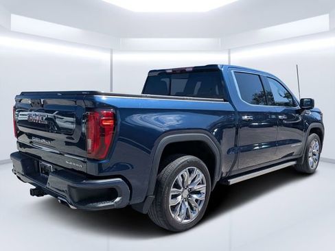 Used 2022 GMC Sierra 1500 Denali w/ Denali Reserve Package AWD/4WD image 3