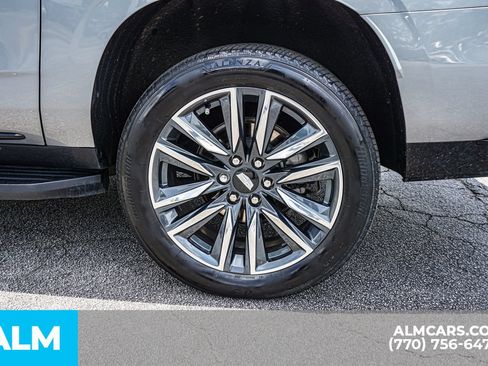 Used 2023 Cadillac Escalade ESV Sport RWD image 15