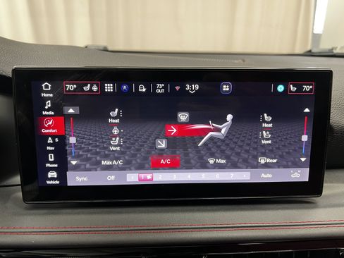 Used 2025 Dodge Hornet R/T AWD/4WD image 17