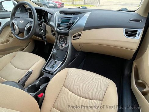 Used 2013 Hyundai Elantra GLS w/ Preferred Pkg image 16