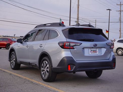 Used 2021 Subaru Outback 2.5i image 5