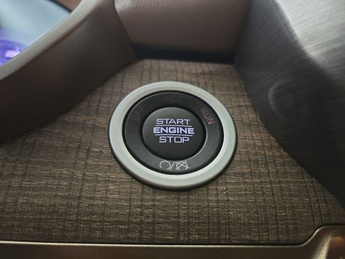 Certified 2024 RAM 2500 Limited image 26