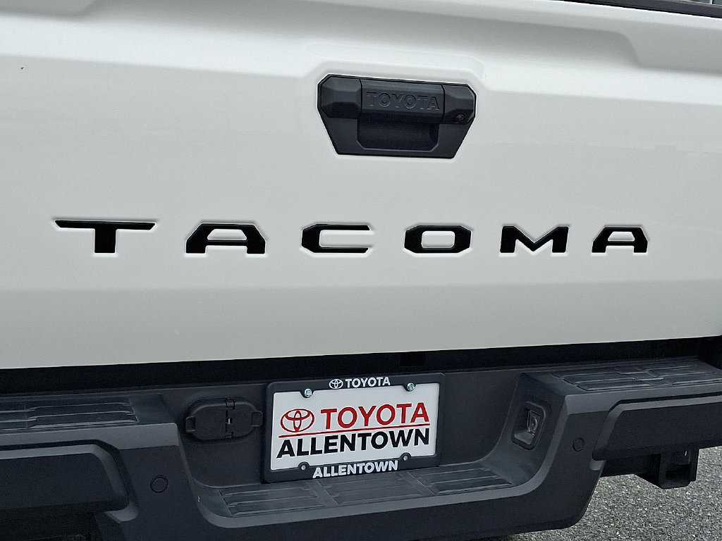 Used 2026 Toyota Tacoma SR RWD image 31
