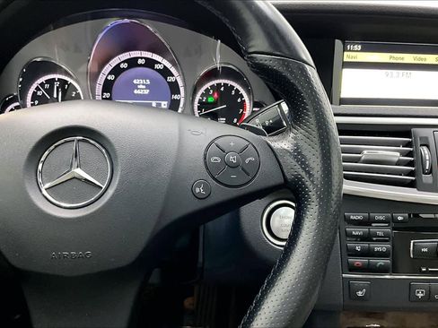 Used 2010 Mercedes-Benz E 350 Sedan image 22