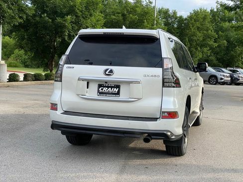Used 2023 Lexus GX 460 Premium w/ Accessory Package AWD/4WD image 8