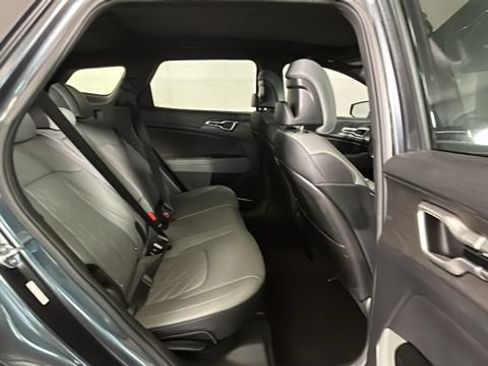 Used 2023 Kia Sportage X-Line w/ X-Line Premium Package AWD/4WD image 29