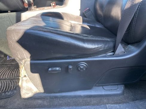 Used 2008 GMC Sierra 1500 Denali w/ Sun And Navigation Package image 16