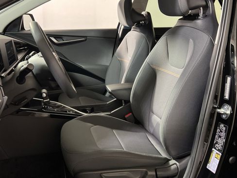 New 2026 Kia Niro LX image 11