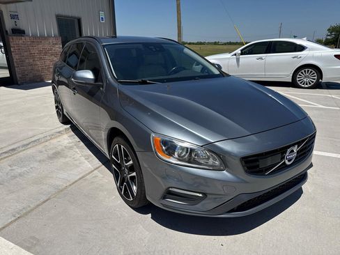 Used 2018 Volvo V60 T5 Dynamic w/ Vision Package FWD image 7