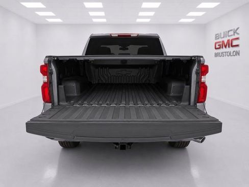 Used 2019 Chevrolet Silverado 1500 Custom w/ Custom Convenience Package AWD/4WD image 10