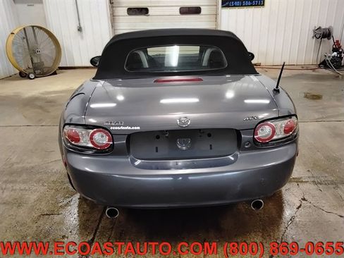 Used 2006 MAZDA MX-5 Miata Touring image 8