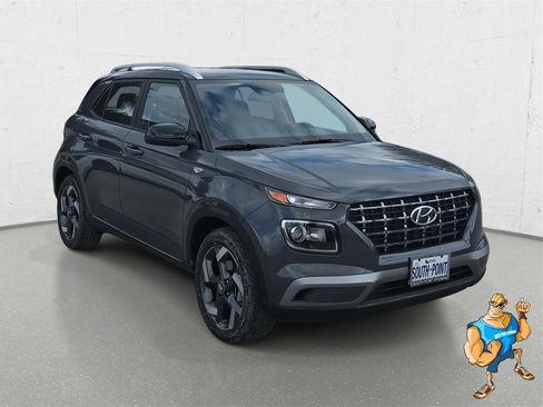 New 2026 Hyundai Venue SEL image 3