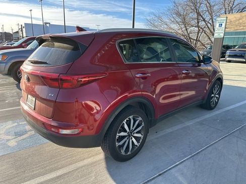 Used 2019 Kia Sportage EX image 10