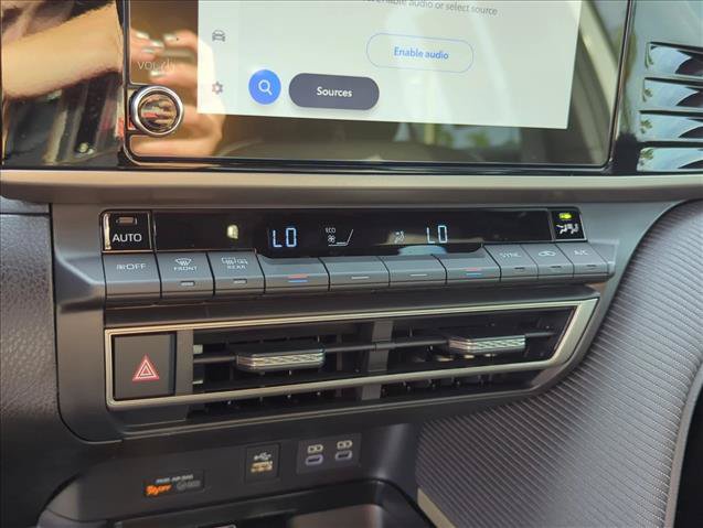 Certified 2026 Toyota Camry SE w/ Convenience Package FWD image 21