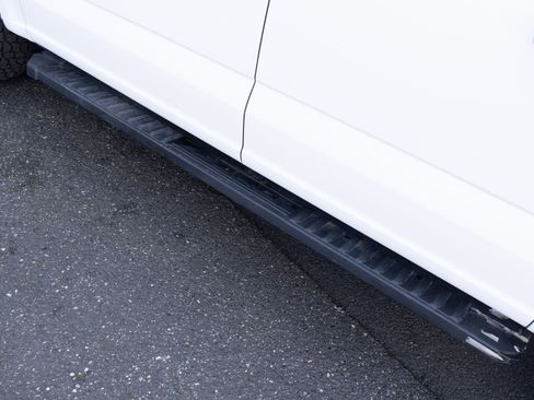 Used 2022 Ford F150 XLT w/ Equipment Group 301A Mid image 26