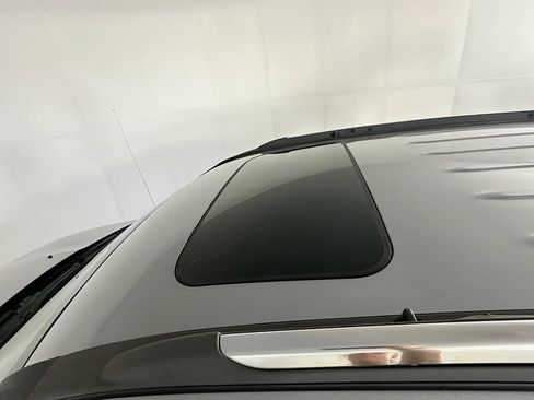 Used 2014 Jeep Compass Latitude FWD image 25