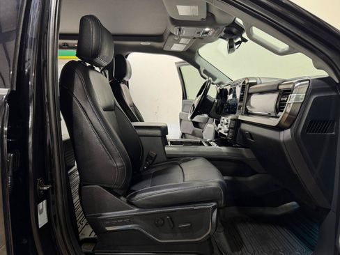 Used 2023 Ford F350 Lariat w/ Lariat Ultimate Package AWD/4WD image 13