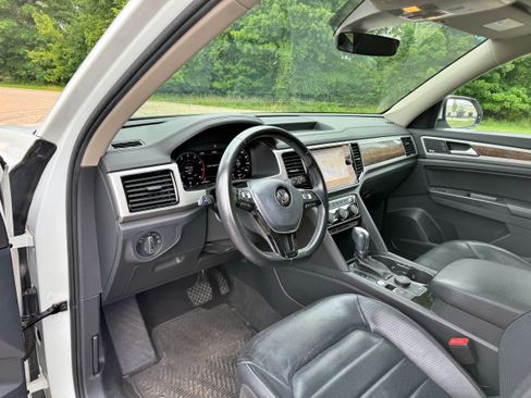 Used 2018 Volkswagen Atlas SEL Premium AWD/4WD image 13