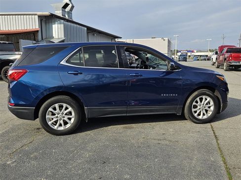 Used 2020 Chevrolet Equinox LT image 11