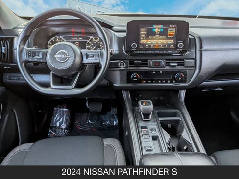 Certified 2024 Nissan Pathfinder S image 13