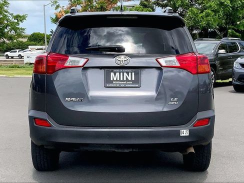 Used 2015 Toyota RAV4 LE AWD/4WD image 4