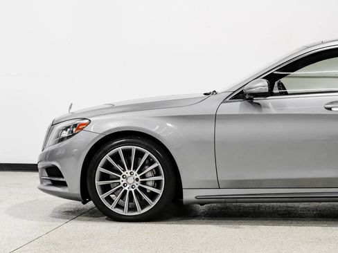 Used 2015 Mercedes-Benz S 550 Sedan w/ Sport Package w/ Sport Package image 14