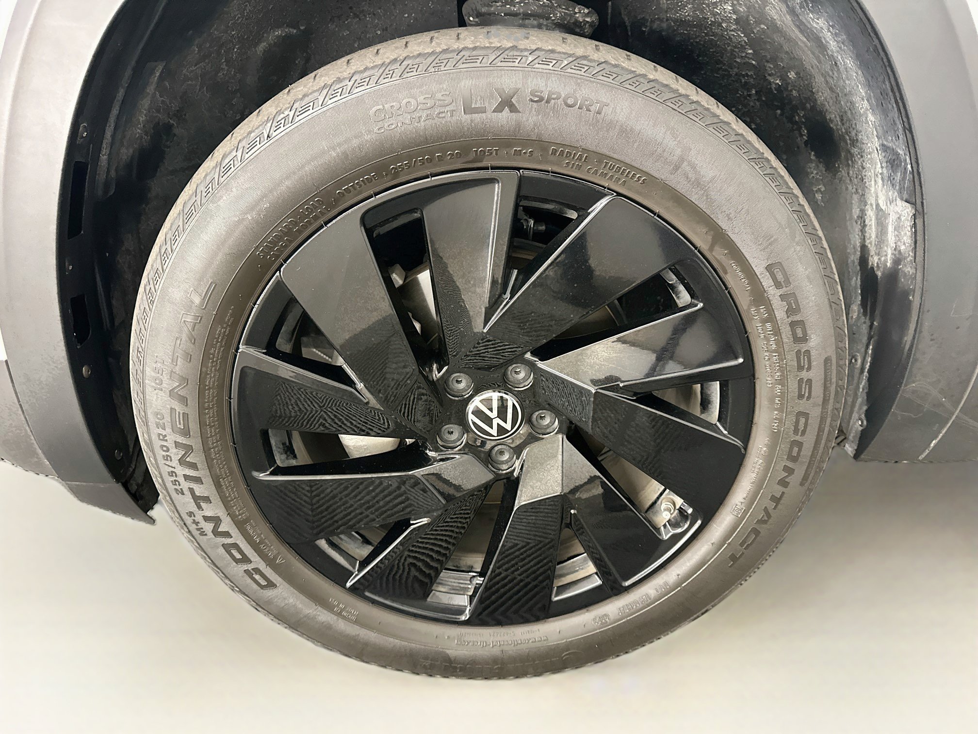 Used 2024 Volkswagen Atlas Cross Sport SE w/ Panoramic Sunroof Package AWD/4WD image 37