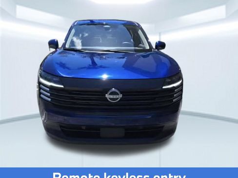 Used 2025 Nissan Kicks SV AWD/4WD image 11
