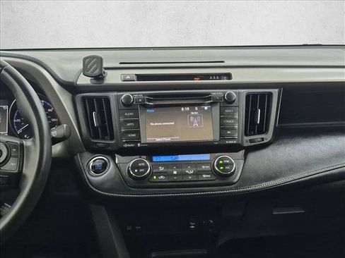 Used 2018 Toyota RAV4 XLE w/ Plus Extra Value Package AWD/4WD image 14