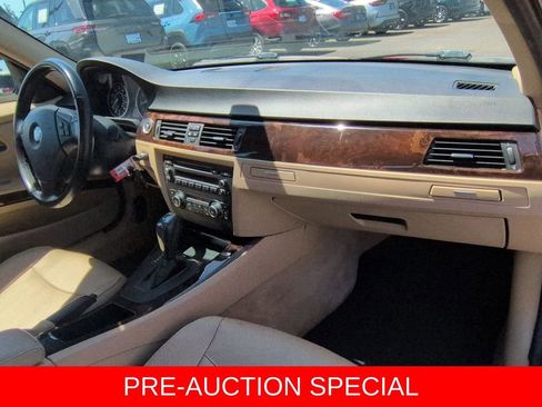 Used 2011 BMW 328i Sedan RWD image 31