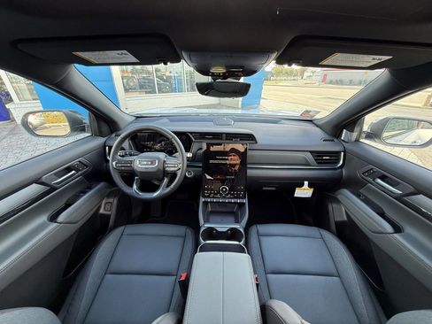 New 2026 GMC Terrain AT4 w/ Convenience Package III image 12