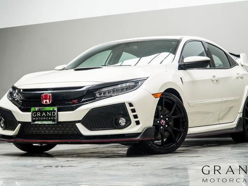 Used 2019 Honda Civic Type R image 1