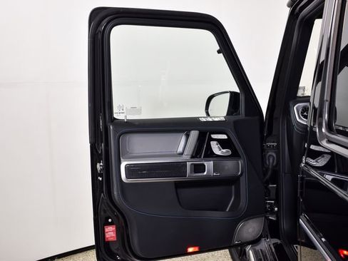 Used 2025 Mercedes-Benz G 580 w/ EQ Technology image 17