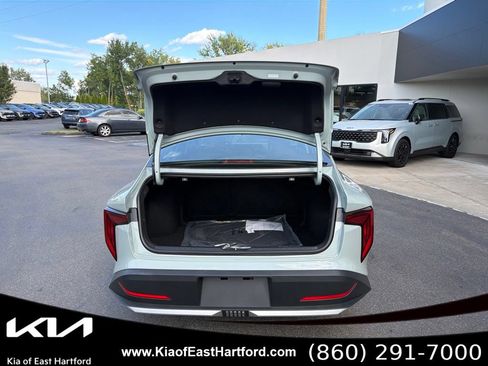 New 2026 Kia K4 FWD image 15