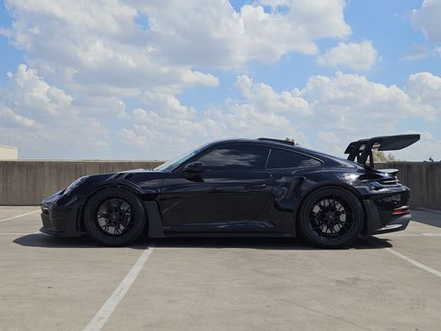 Certified 2025 Porsche 911 GT3 RS RWD image 2