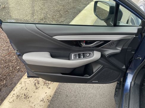 Used 2021 Subaru Outback Limited image 22