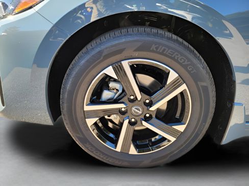 New 2025 Nissan Sentra SV image 24