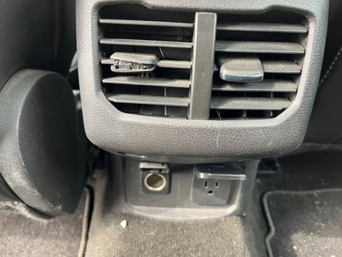 Used 2013 Ford Fusion Titanium w/ Titanium Driver Assist Pkg image 11