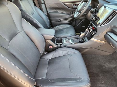 Used 2019 Subaru Forester Limited image 14