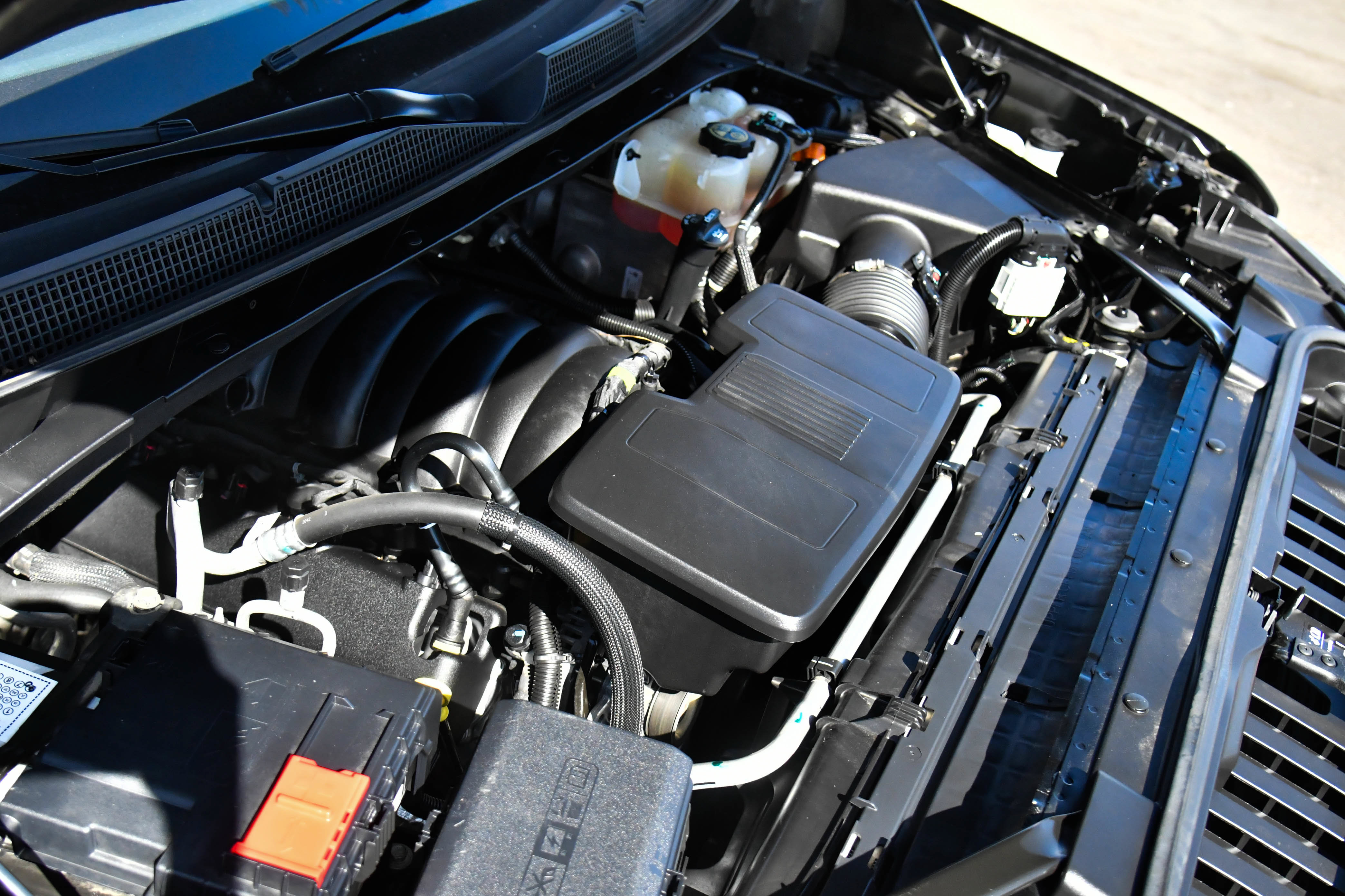 Used 2022 Chevrolet Silverado 1500 LT AWD/4WD image 49