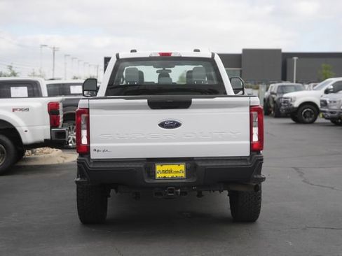 Used 2023 Ford F250 XL image 8