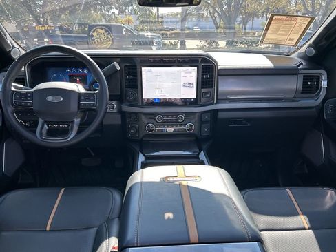 Used 2024 Ford F250 Platinum w/ FX4 Off-Road Package image 39